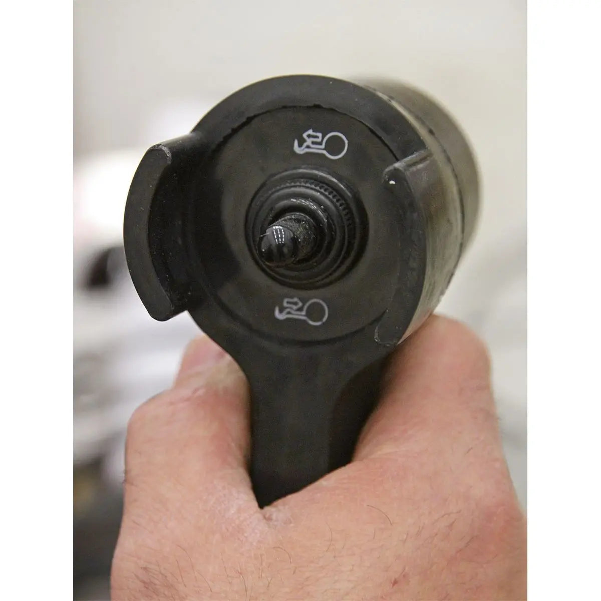 Sealey Premier Recovery Winch 8180kg(18000lb)Line Pull 12V Industrial 