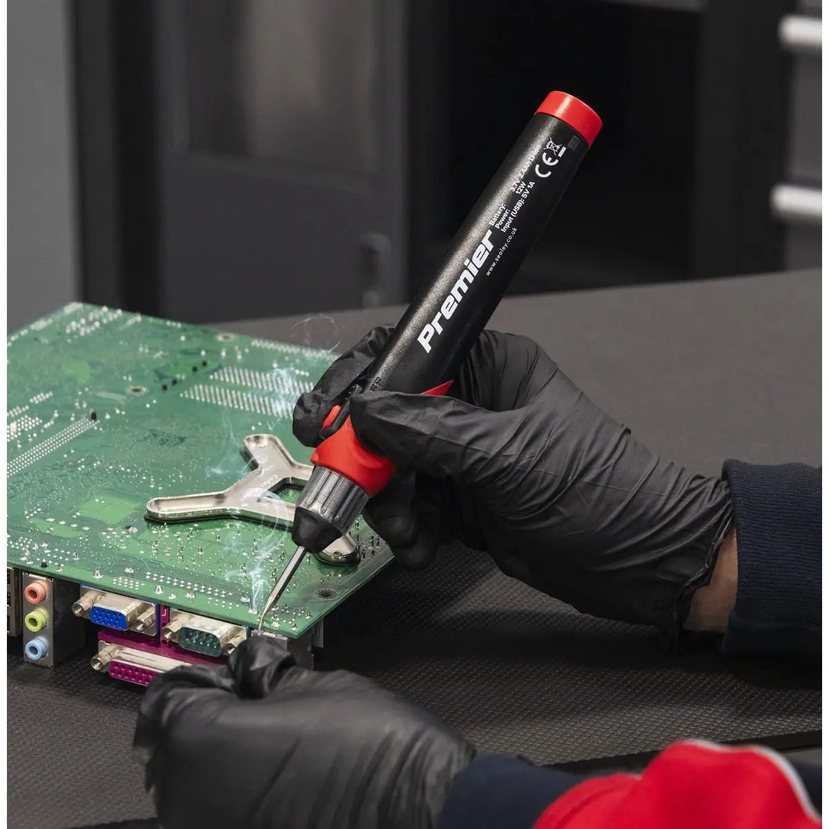 Sealey Premier Soldering Iron Rechargeable Lithium-ion 12W 