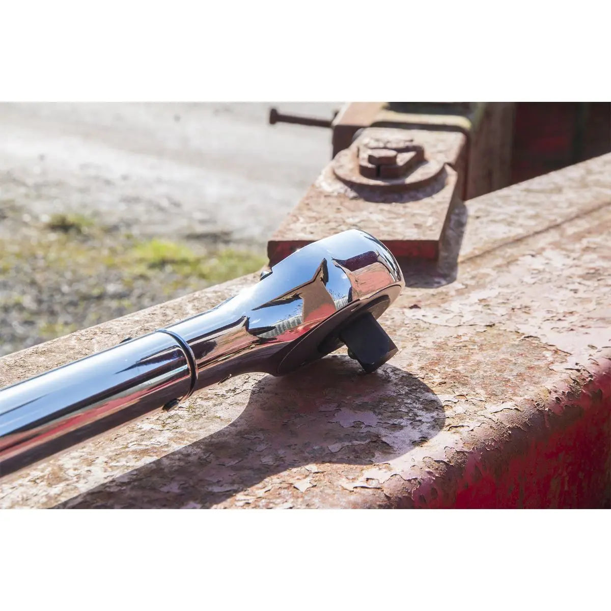 Sealey Premier Torque Wrench 3/4"Sq Drive 237-983Nm(150-750lb.ft) Push-Through Calibrated 