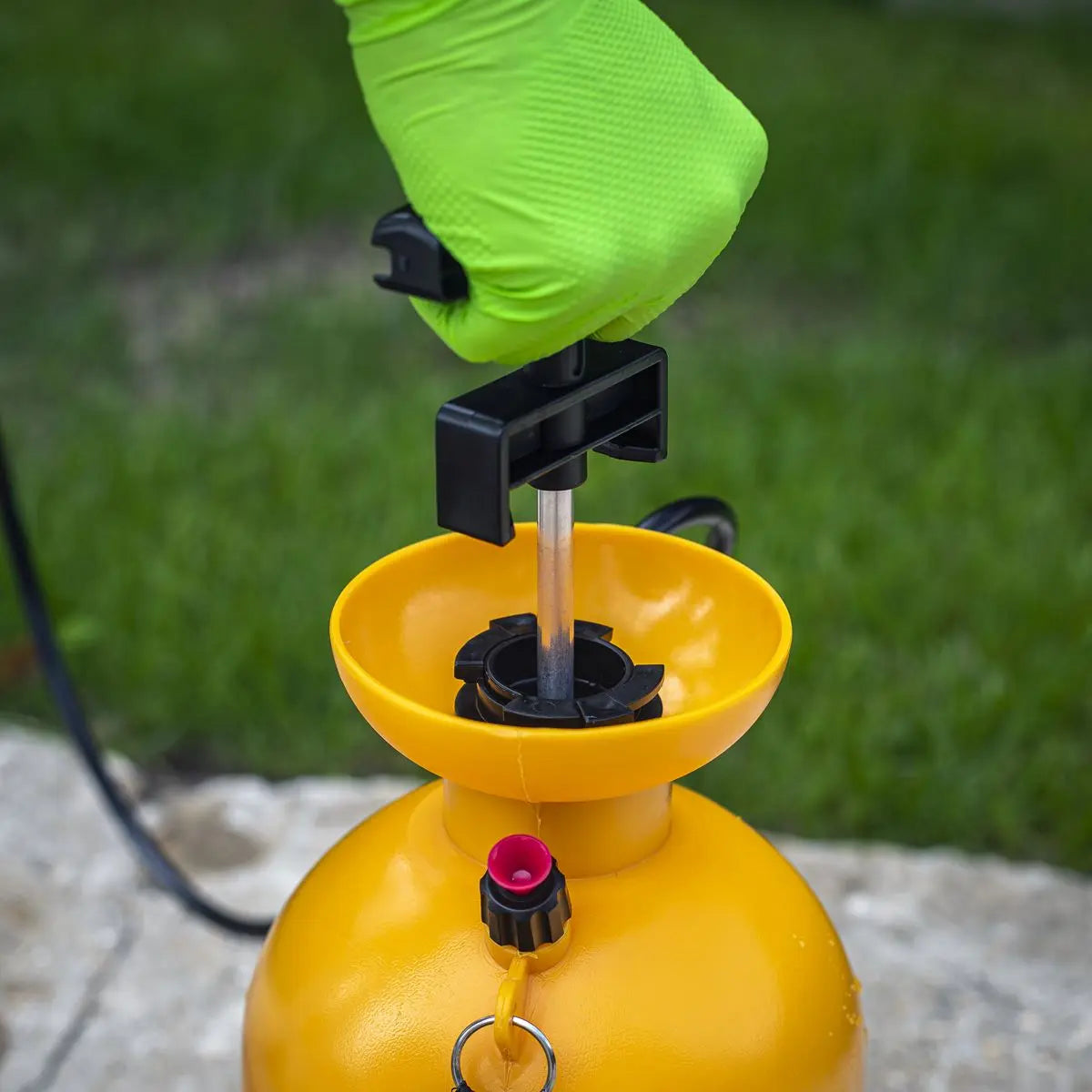 Sealey Pressure Sprayer 5L Gardening Pesticide Herbicide Fluid Bottle Lance  White Rose Tools