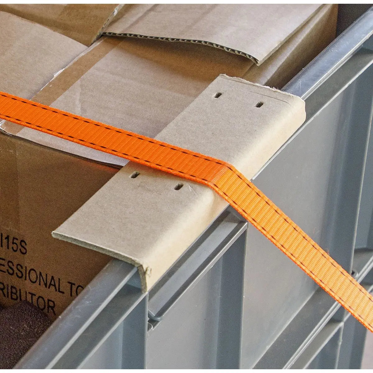 Sealey Ratchet Strap 25mm x 5m Polyester Webbing with Corner Protector 600kg Breaking Strength 