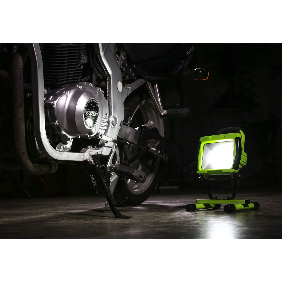 Sealey Rechargeable Portable Floodlight 10W SMD LED Lithium-ion 