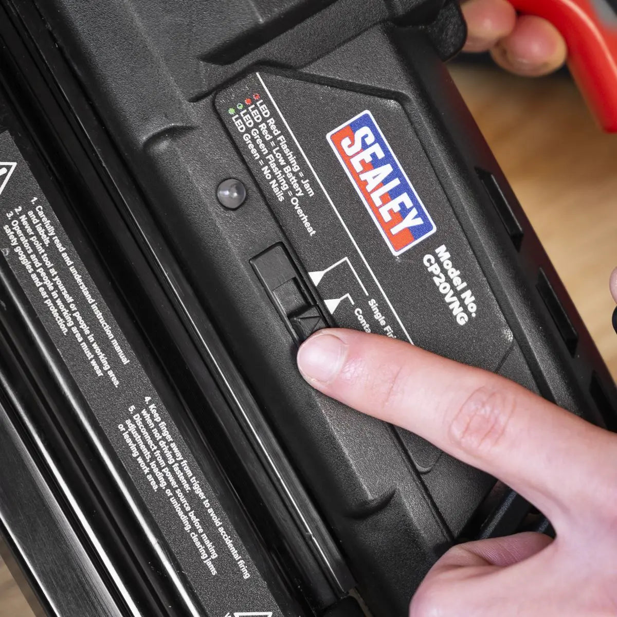 Sealey SV20 Series 18G Cordless Nail/Staple Gun 20V - Body Only - White Rose Tools