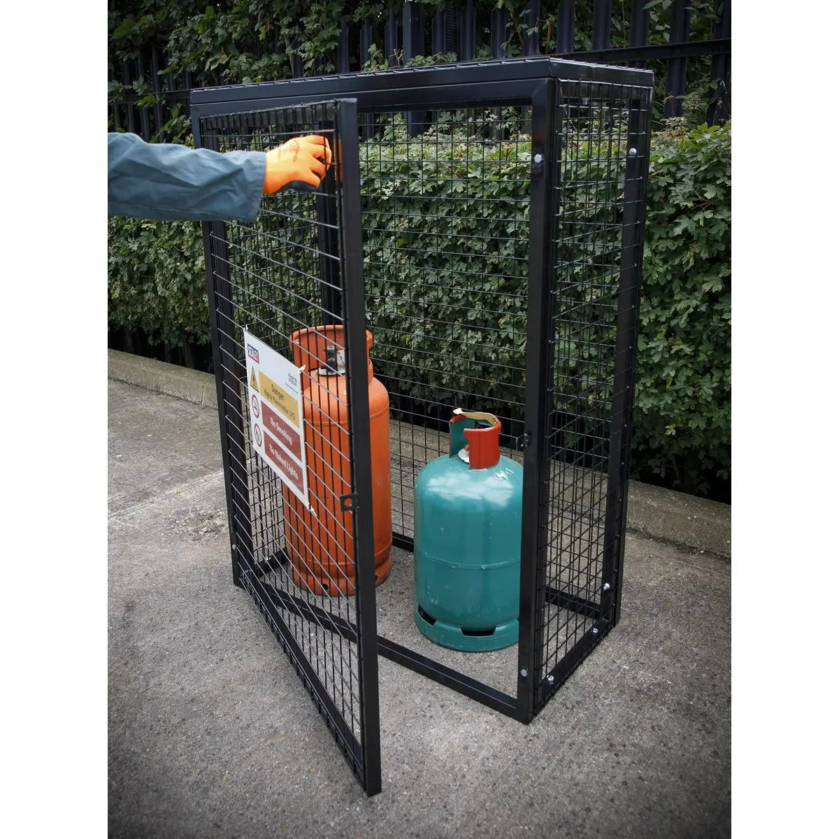 Sealey Safety Cage - 2 x 47kg Gas Cylinders 