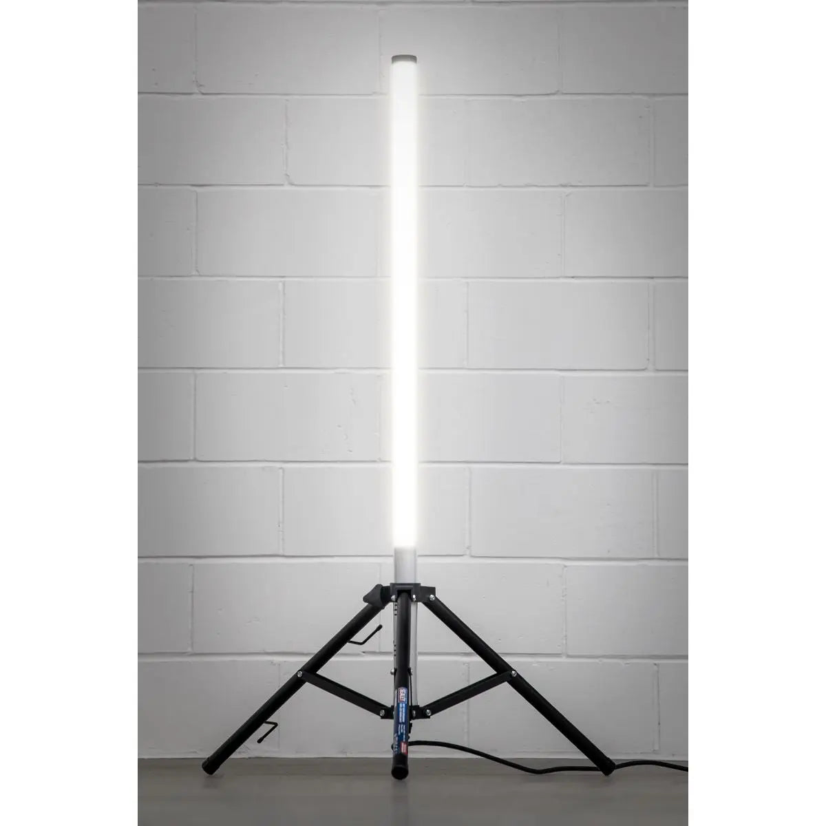 Sealey Slim Standing Floodlight 360° 60W SMD LED 230V  White Rose Tools