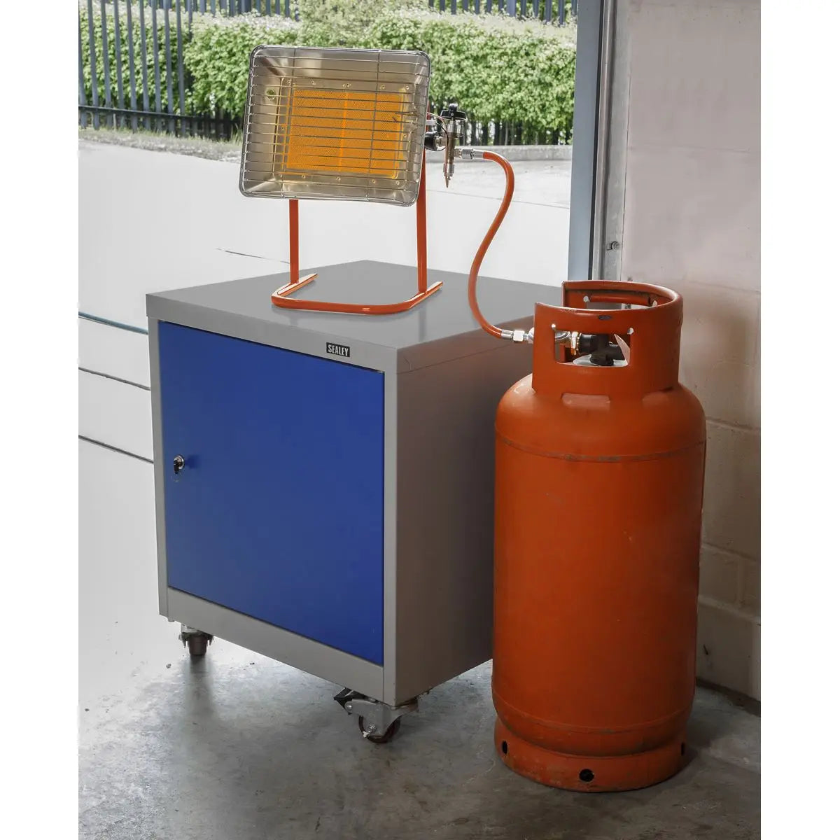 Sealey Space Warmer® Propane Heater with Stand 10,250-15,354Btu/hr 