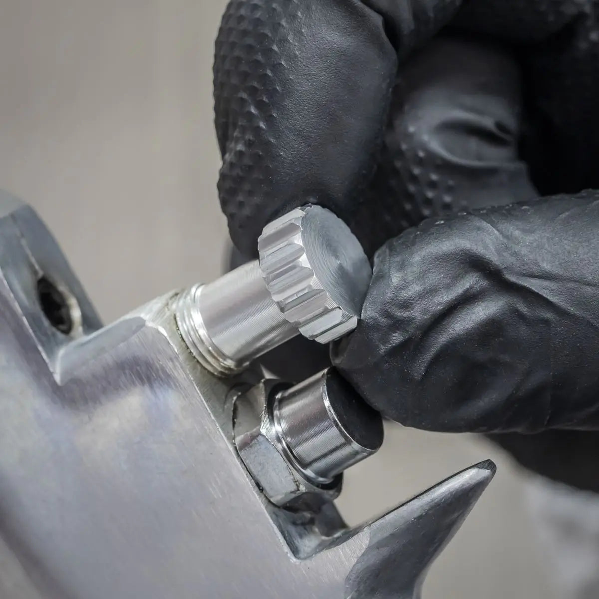 Sealey Spray Gun Gravity Feed 1.5mm Set-Up  White Rose Tools
