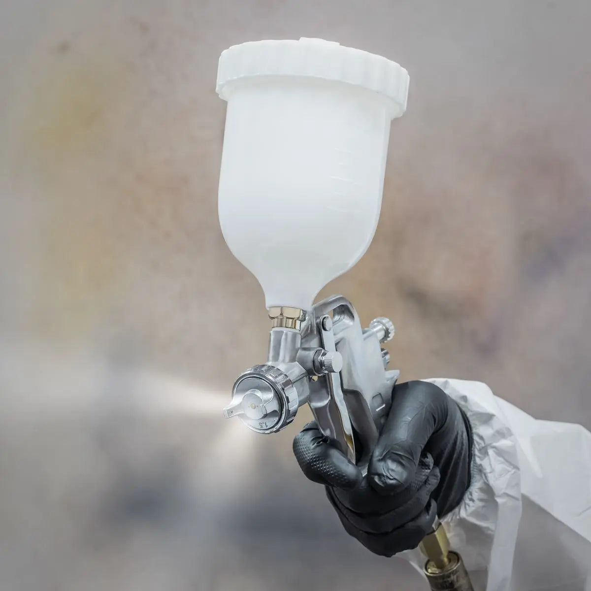 Sealey Spray Gun Gravity Feed 1.5mm Set-Up  White Rose Tools