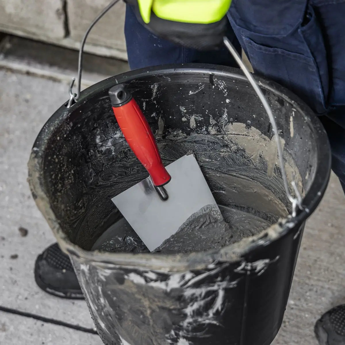 Sealey Stainless Steel Bucket Trowel - Rubber Handle - 180mm  White Rose Tools