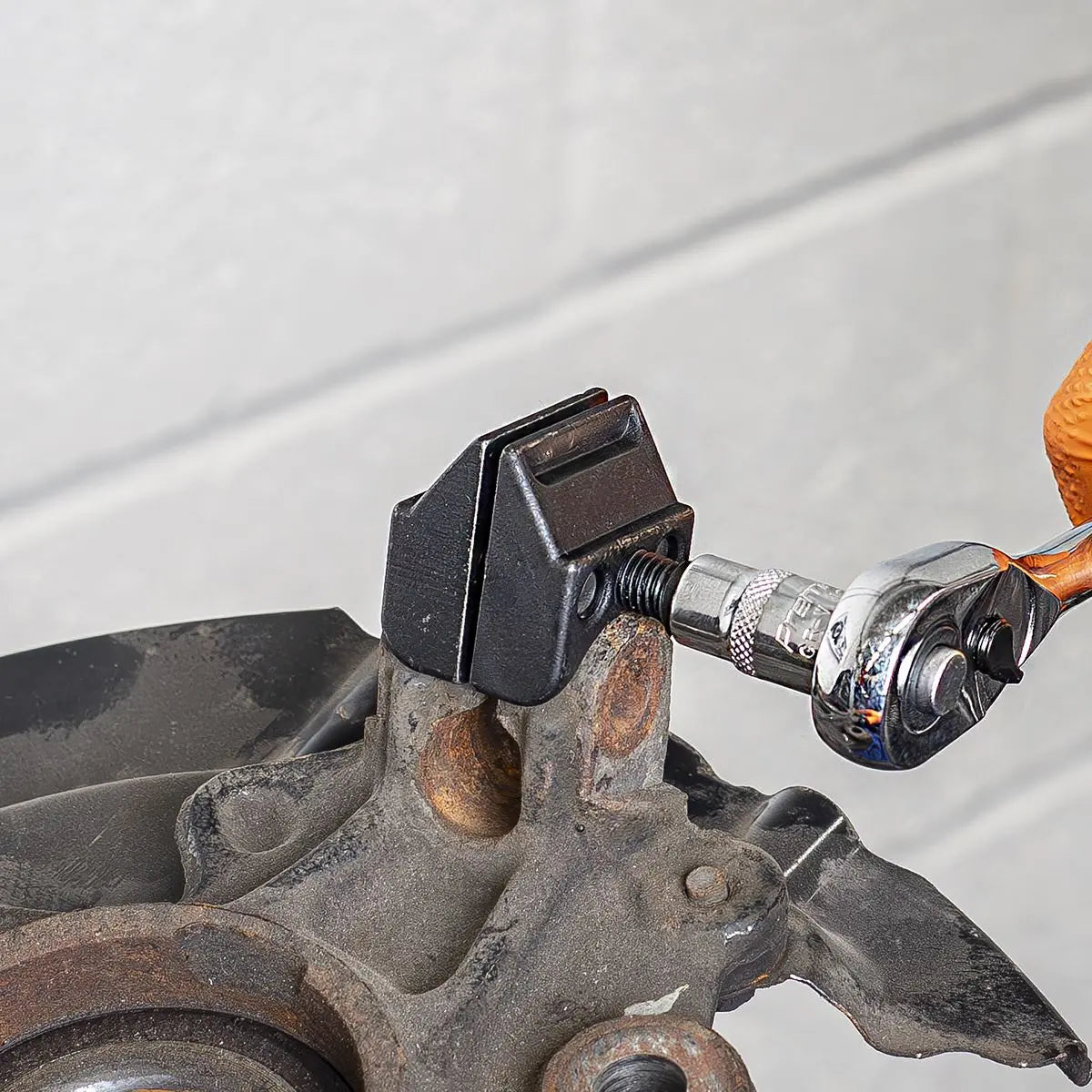 Sealey Suspension Split Hub & Ball Joint Spreader  White Rose Tools