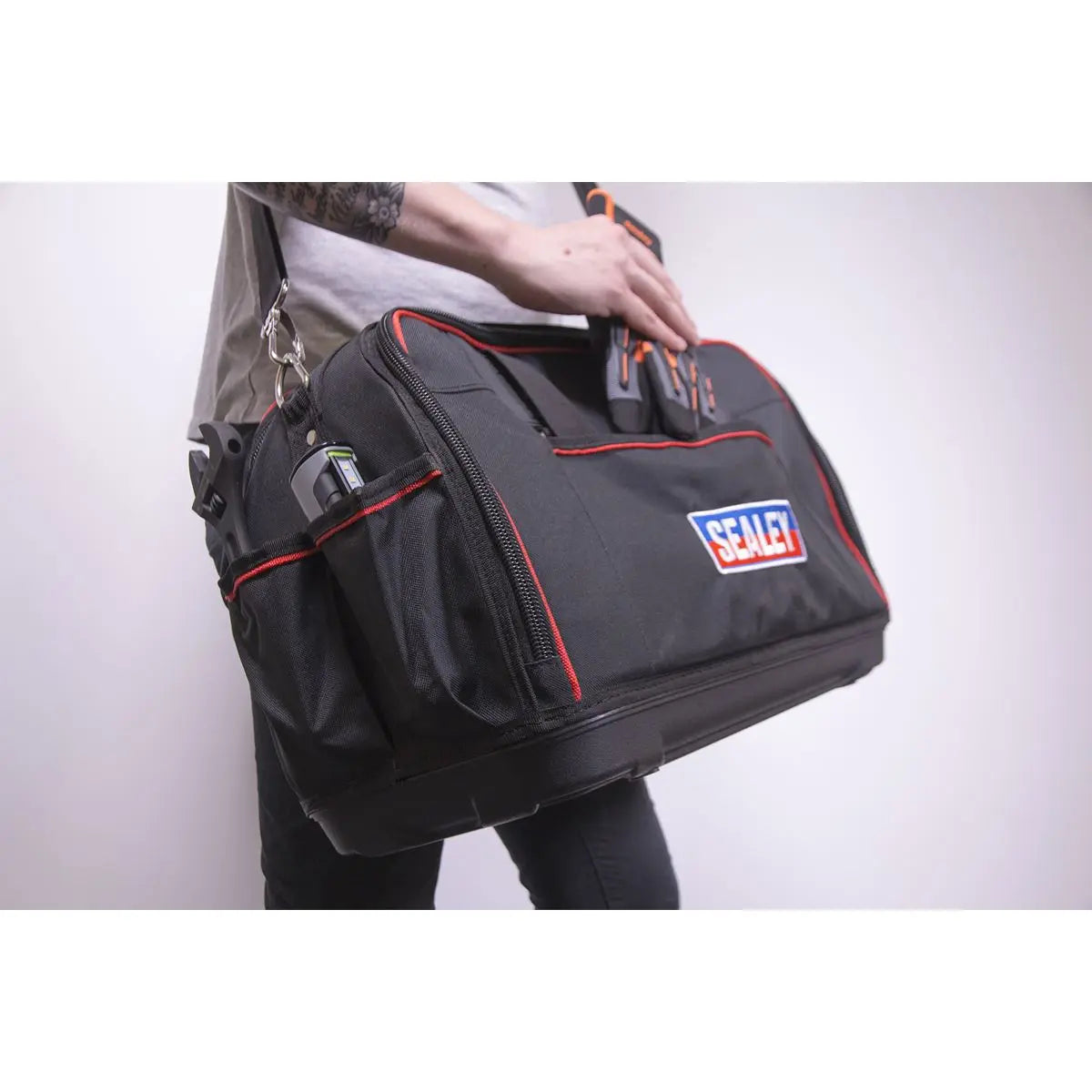 Sealey Tool Storage Bag with 24 Pockets 500mm Heavy Duty Rubber Base 