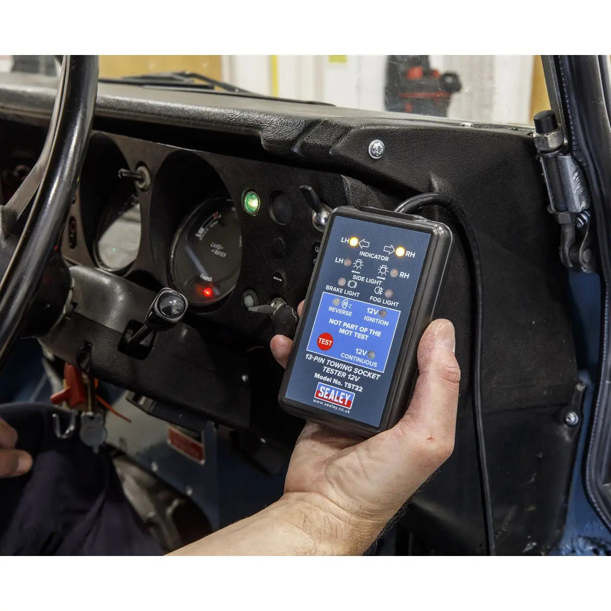 Sealey Towing Socket Tester 13-Pin 12V - DVSA Approved 