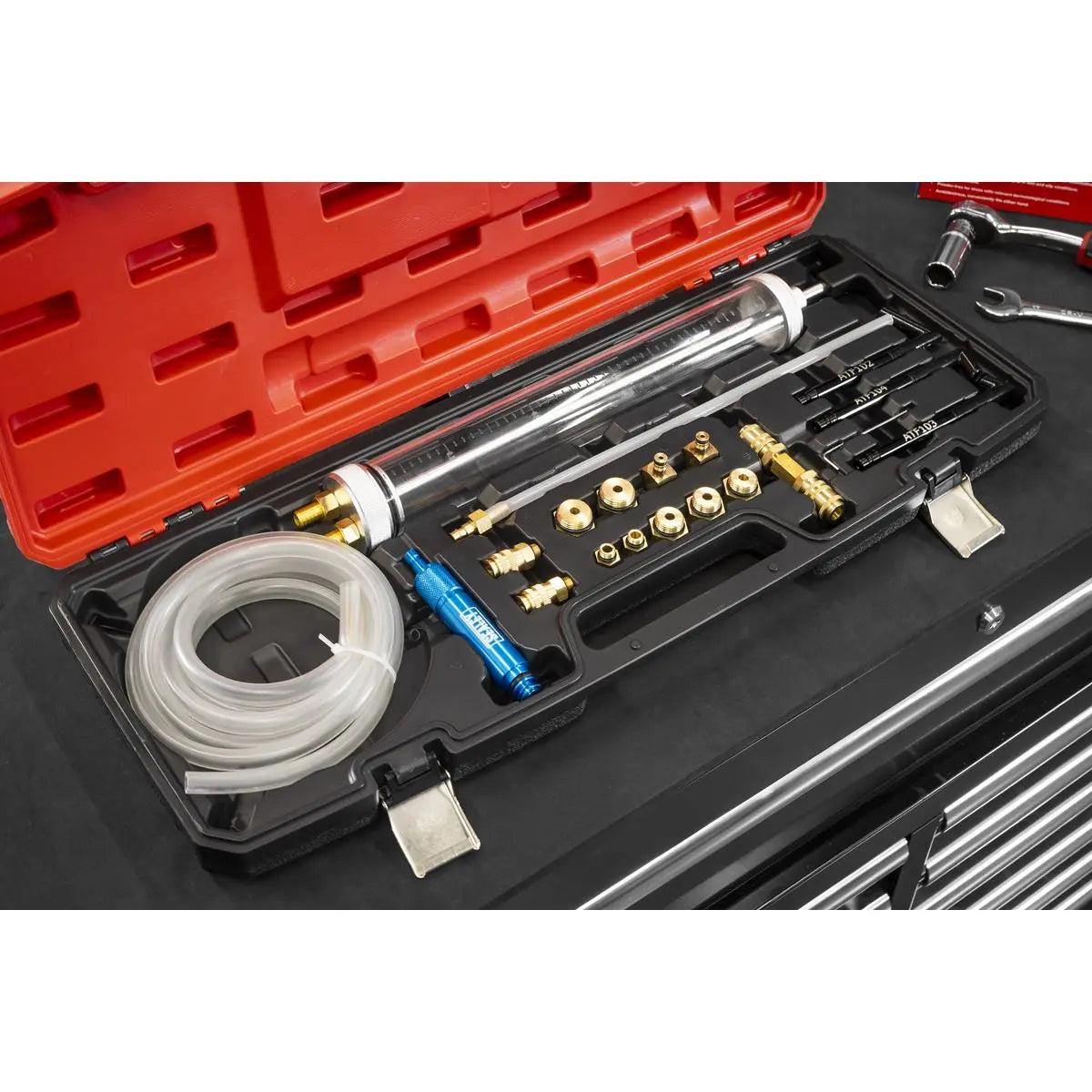 Sealey Transmission Oil Refilling Pump & Adaptor Kit for VAG 18pc  White Rose Tools