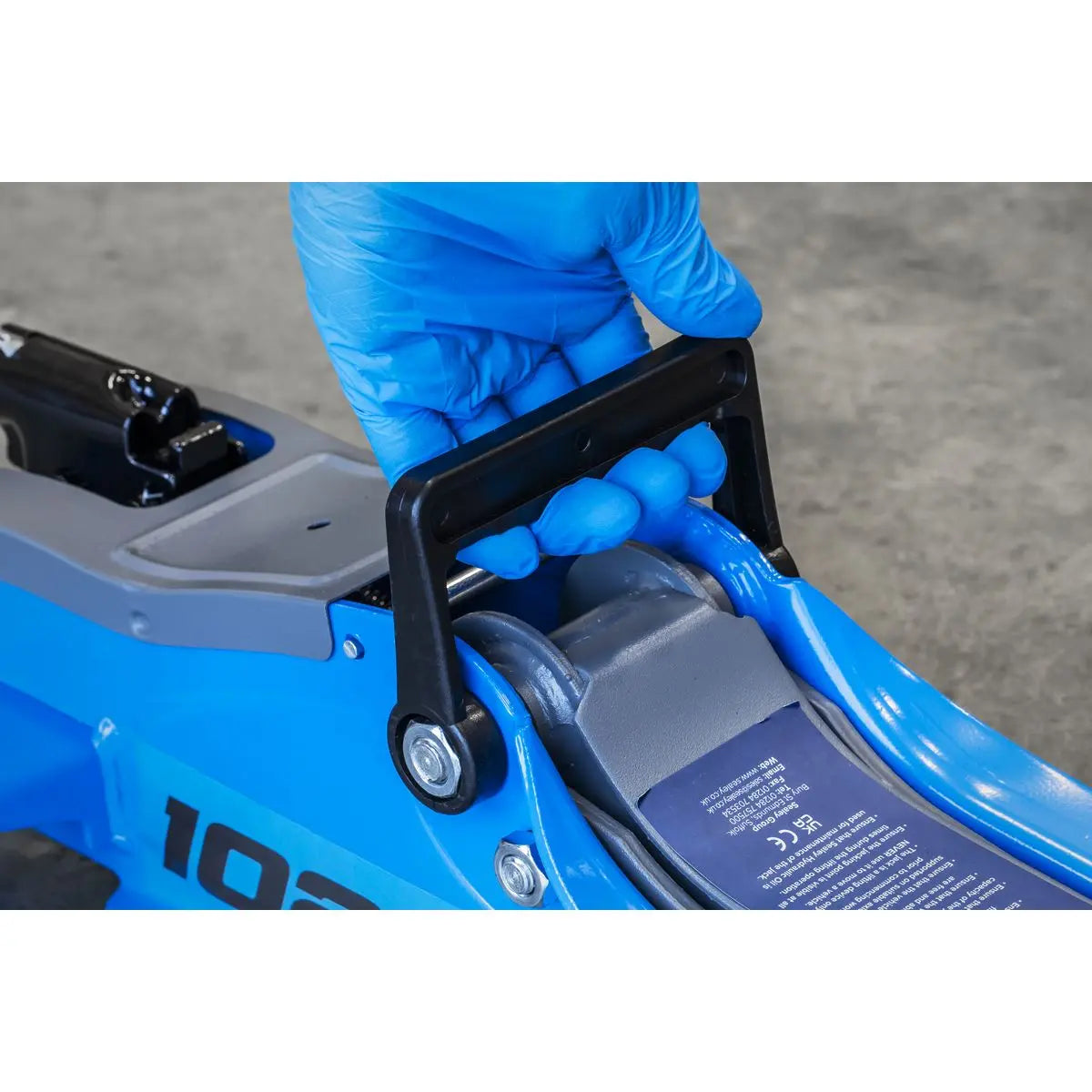 Sealey Trolley Jack 2tonne Low Entry Short Chassis - Blue 