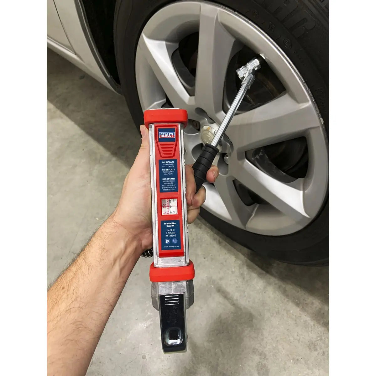 Sealey Tyre Inflator 0.5m Hose with Twin Push-On Connector 