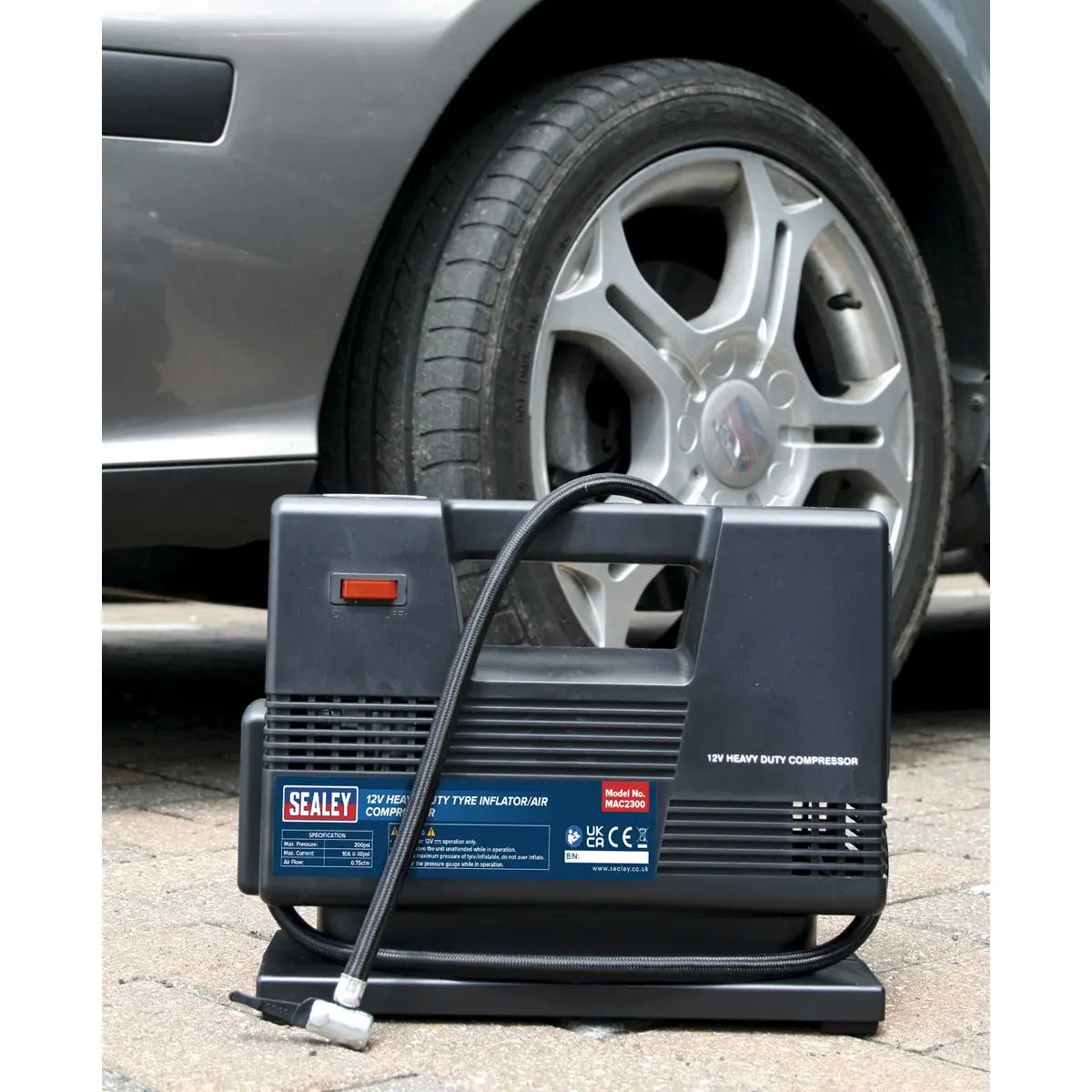Sealey Tyre Inflator/Air Compressor 12V Heavy-Duty 