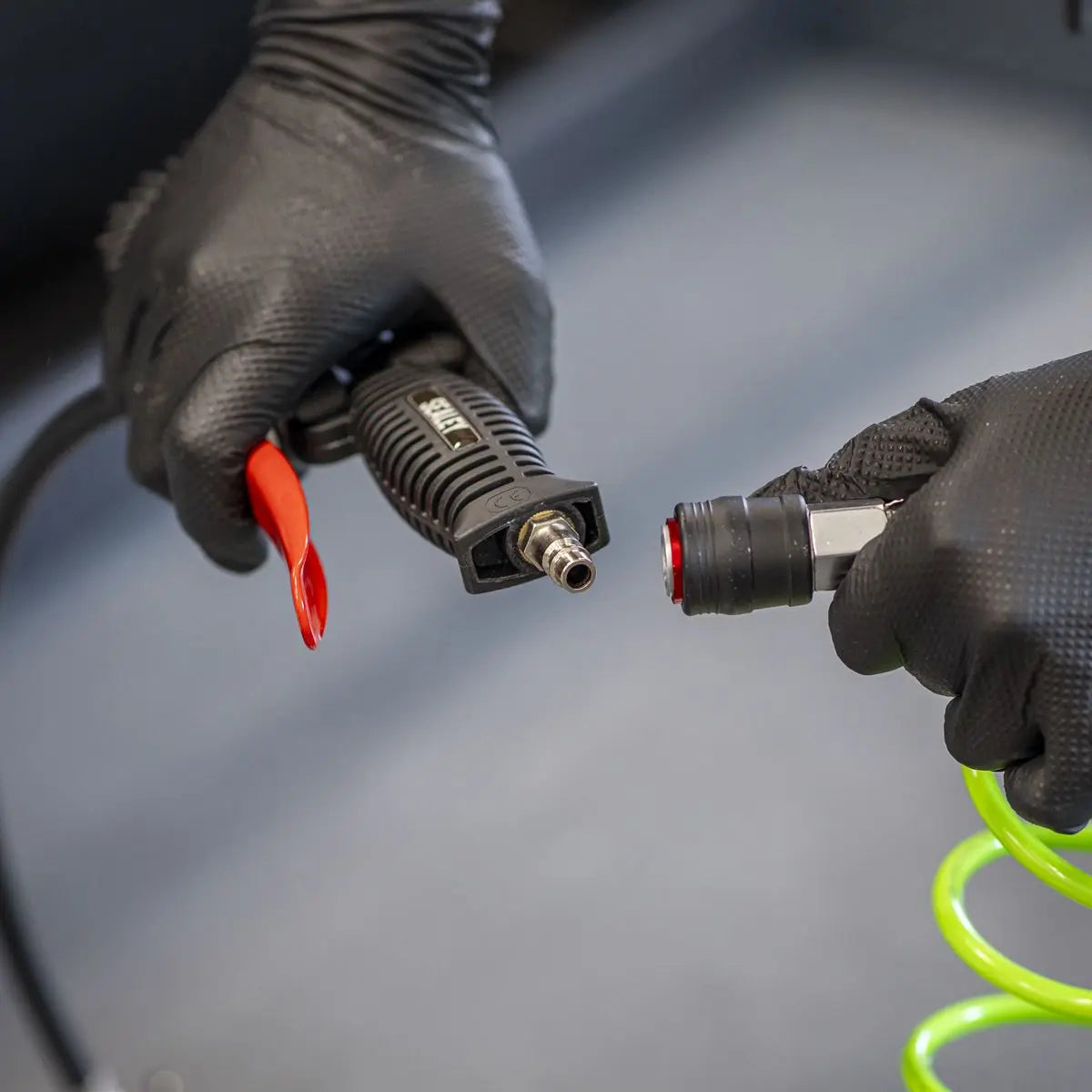Sealey Tyre Inflator with Clip-On Connector  White Rose Tools
