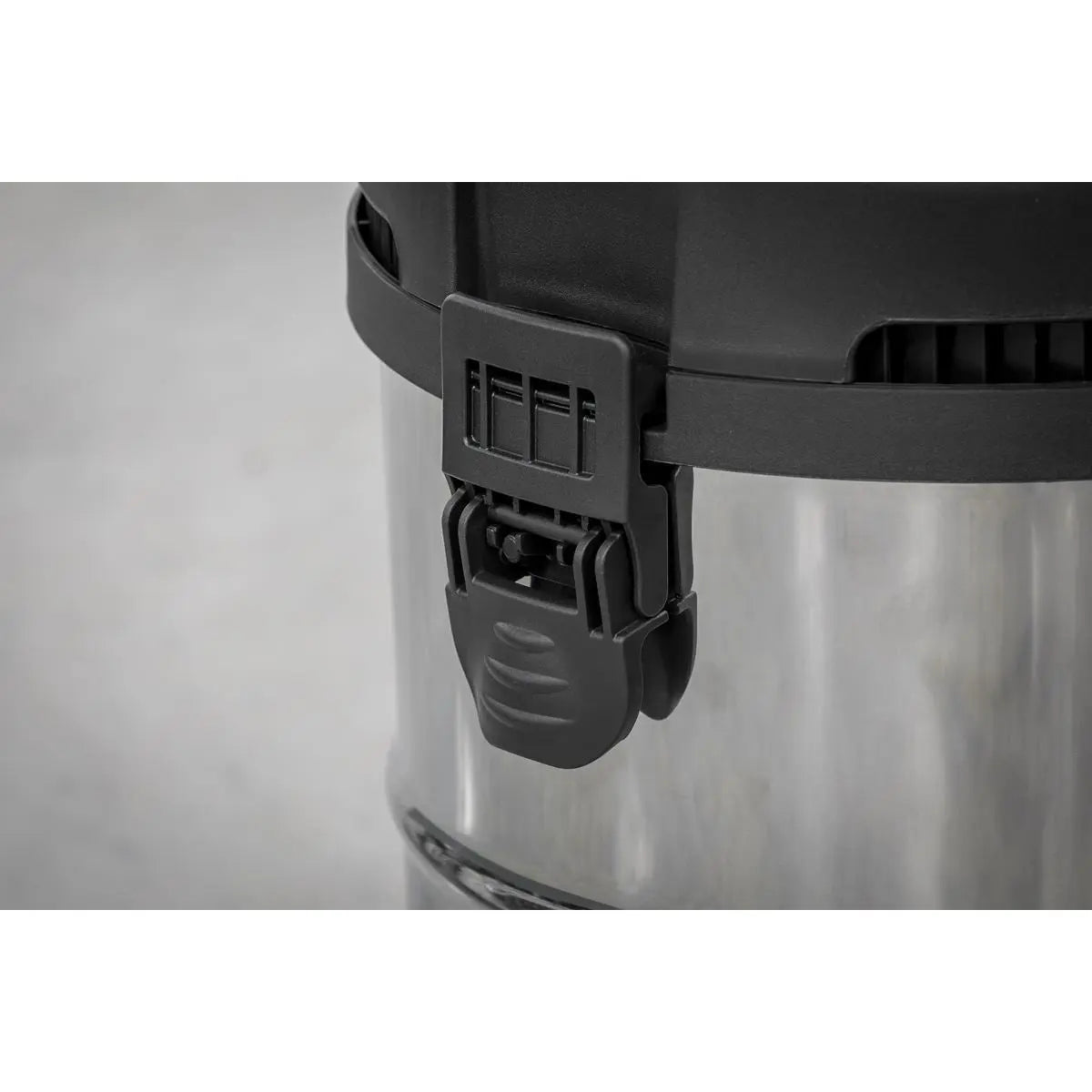 Sealey Vacuum Cleaner Industrial 30L 1400W/230V Stainless Drum Auto Start 