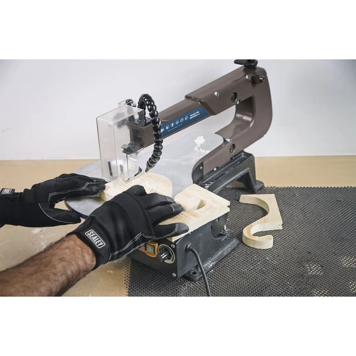 Sealey Variable Speed Scroll Saw 406mm Throat 230V 