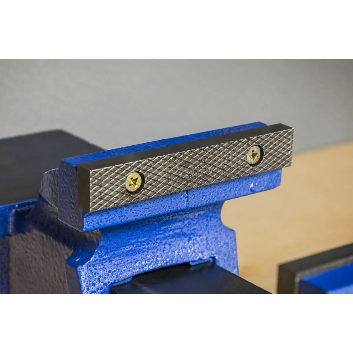 Sealey Vice 125mm Heavy Duty Fixed Base Professional Cast Iron Body 
