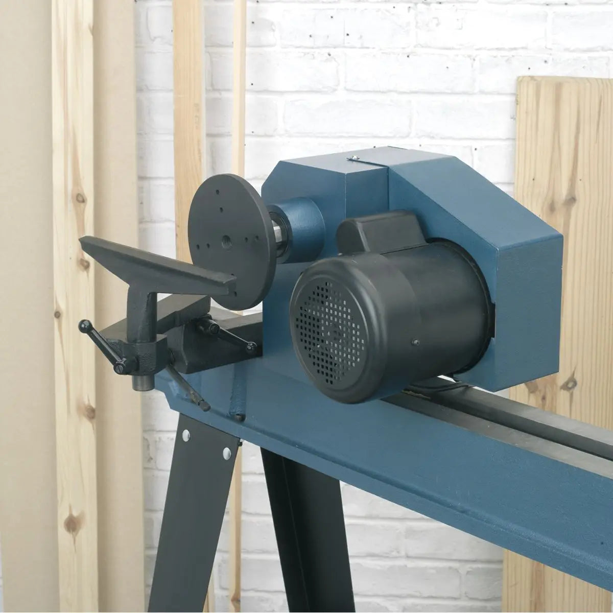 Sealey Wood Lathe 10-Speed 1100mm Centres 