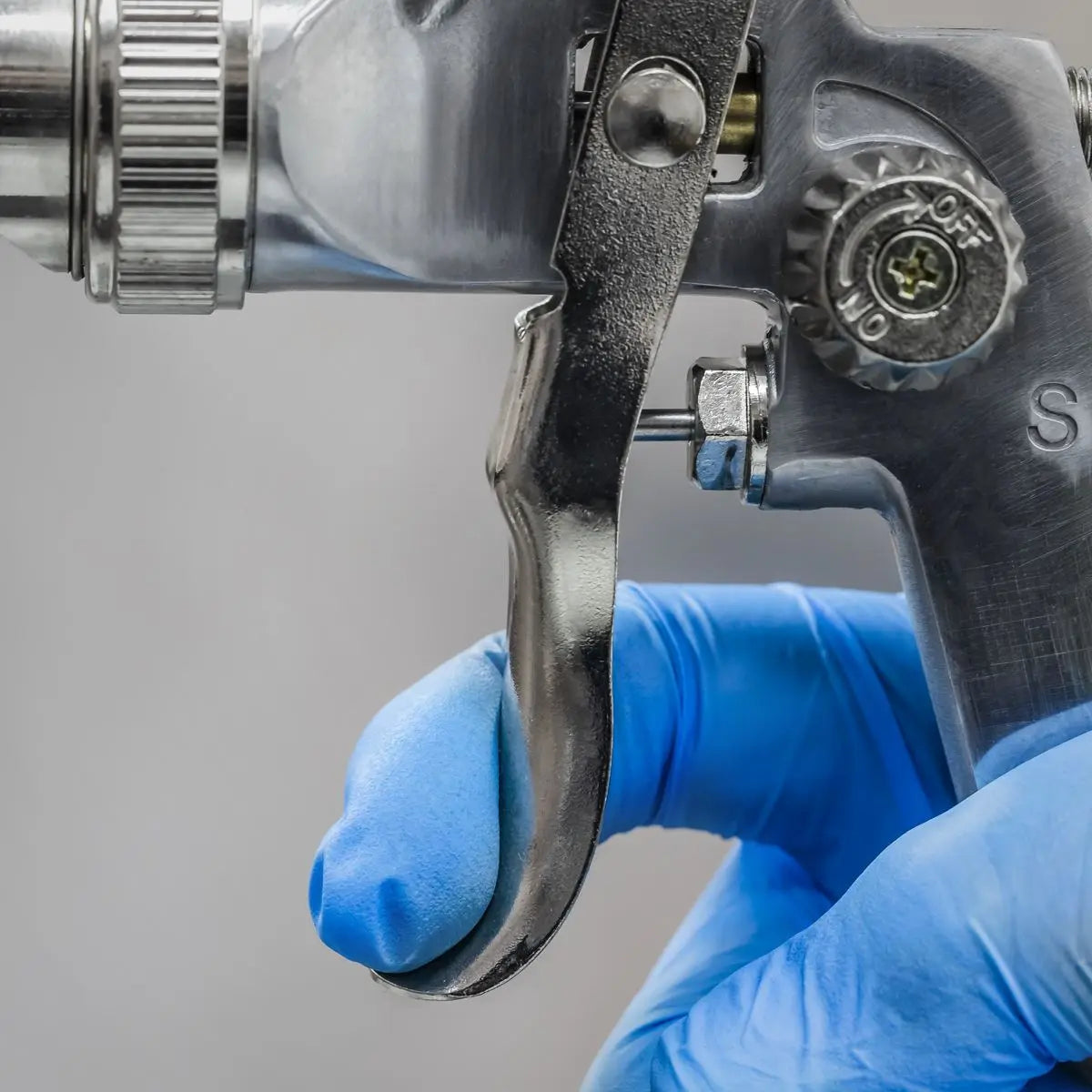 Siegen 1.8mm Set Up Gravity Feed Spray Gun Paint Car Bodyshop Panel Garage 