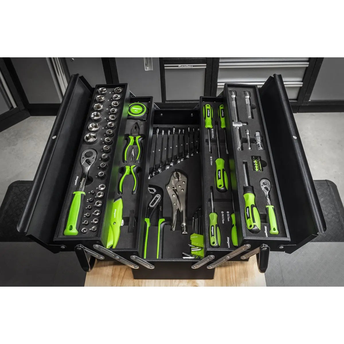 Siegen by Sealey Cantilever Toolbox with Tool Kit 86 Piece Sockets Spanners Screwdrivers 