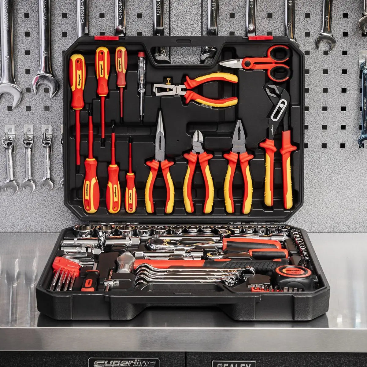 Siegen by Sealey Electrician's Tool Kit 90 Piece VDE Approved Pliers and Screwdrivers 