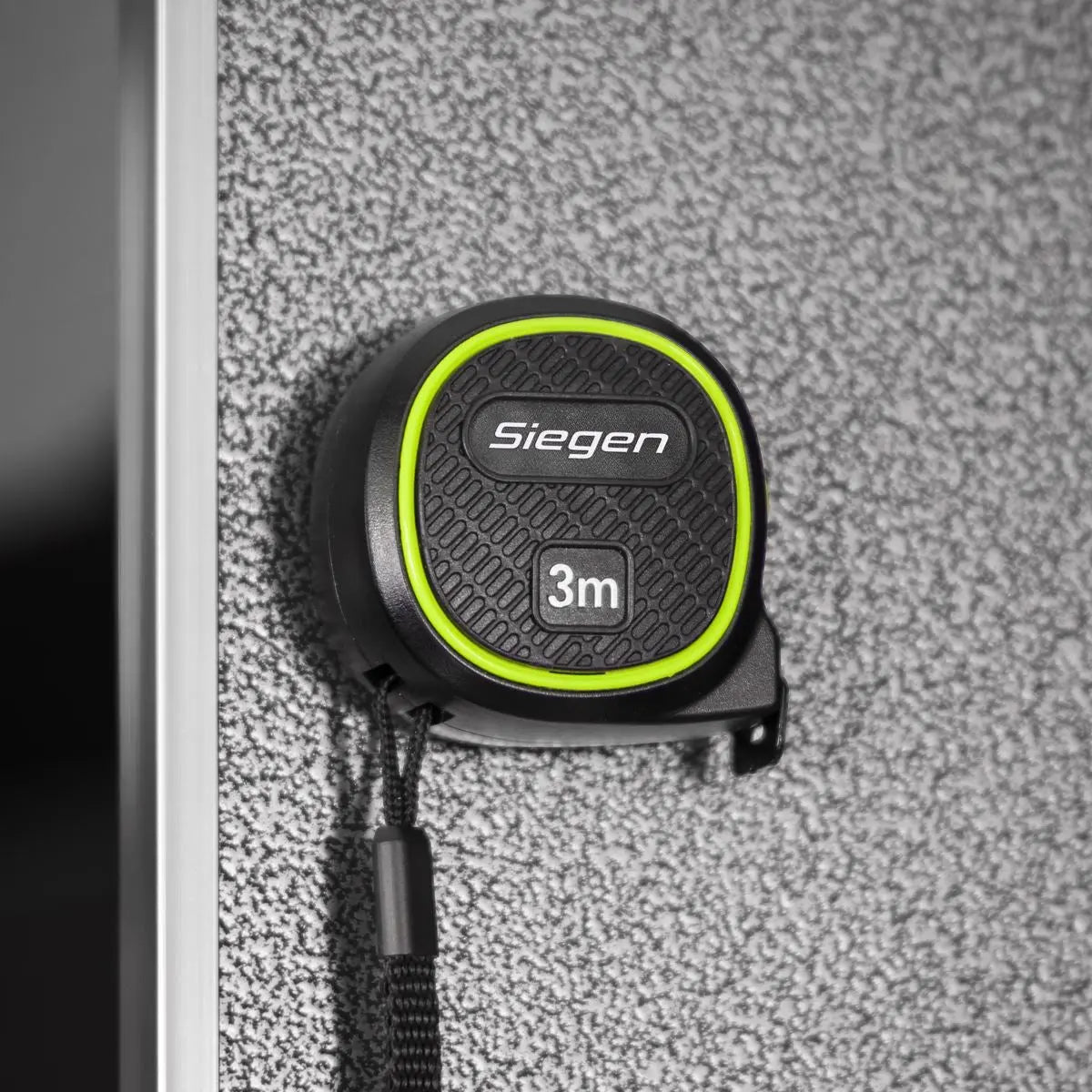 Siegen by Sealey Metric/Imperial Auto Lock Tape Measure 3m(10ft) x 16mm  White Rose Tools