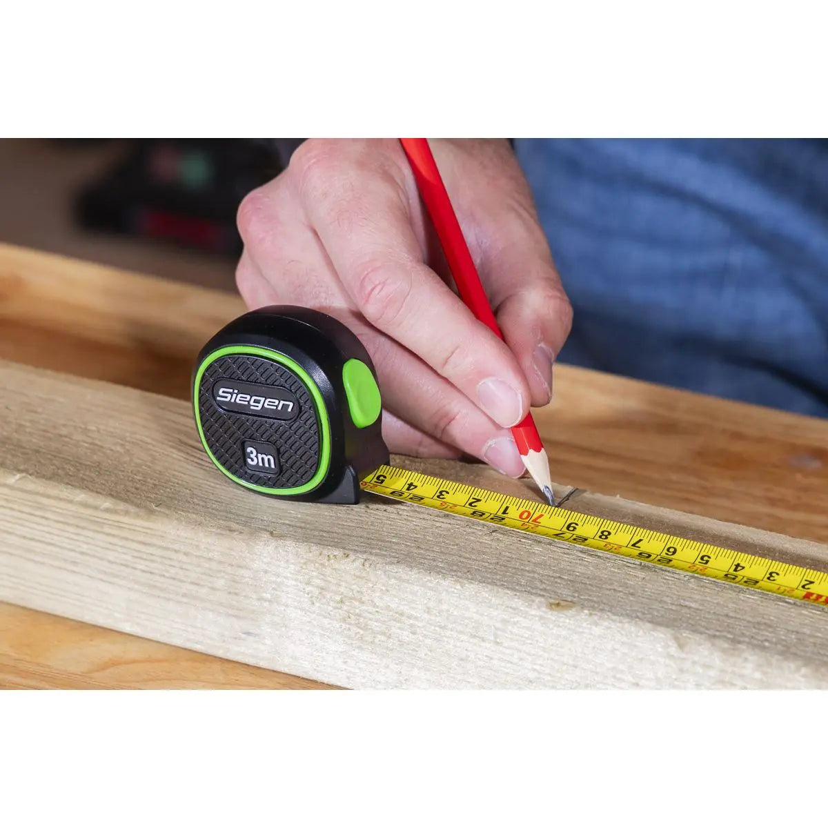 Siegen by Sealey Metric/Imperial Auto Lock Tape Measure 3m(10ft) x 16mm  White Rose Tools
