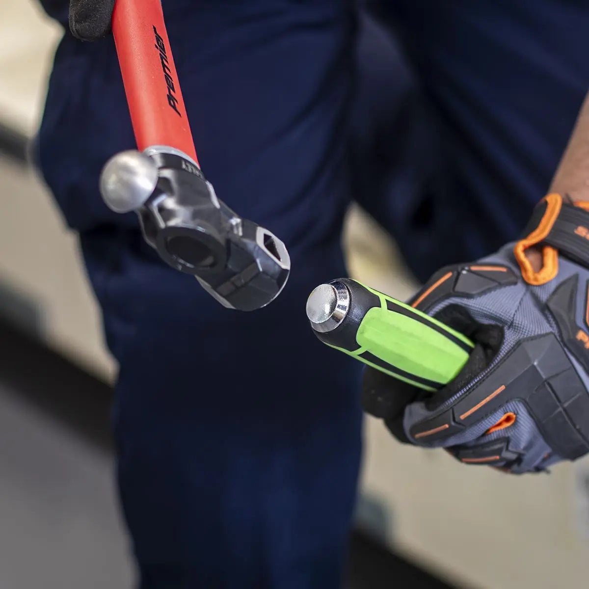 Siegen by Sealey Siegen Heavy-Duty 25° Pry Bar with Hammer Cap 610mm  White Rose Tools