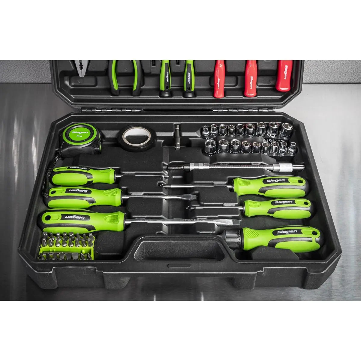 Siegen by Sealey Tool Kit 73 Piece Insulated Screwdrivers Sockets Tape Ratchet Driver 