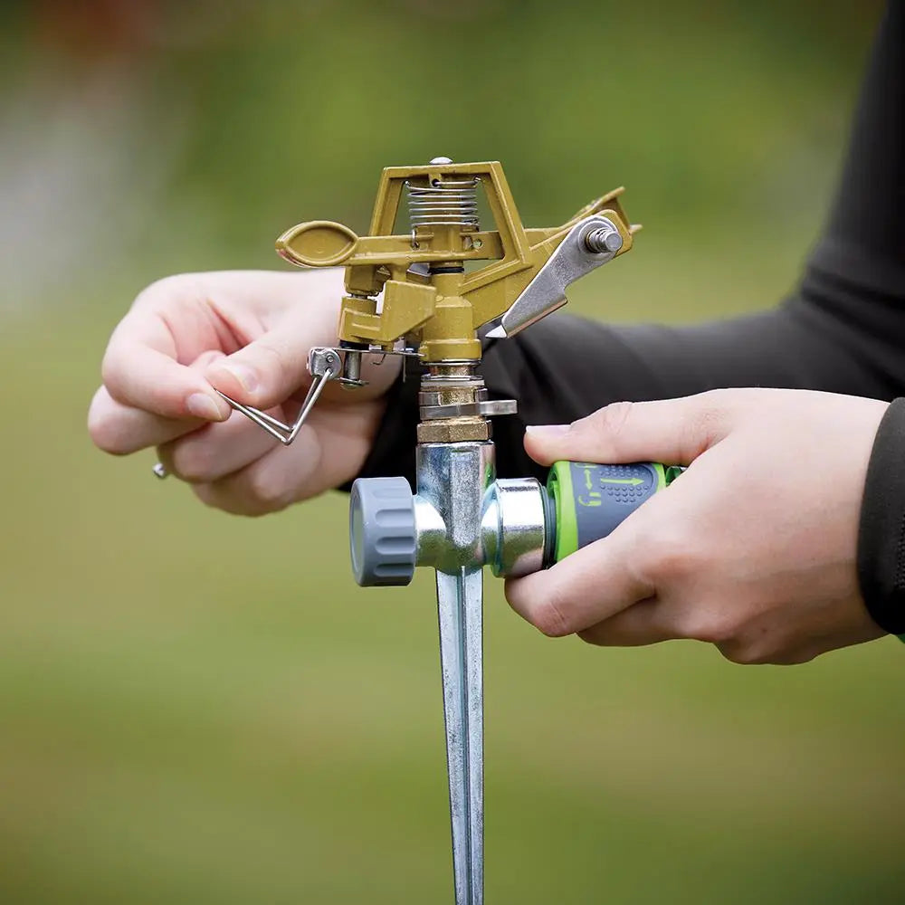 Silverline Impulse Garden Sprinkler Lawn Water Spray Hose Spiked Adjustable 