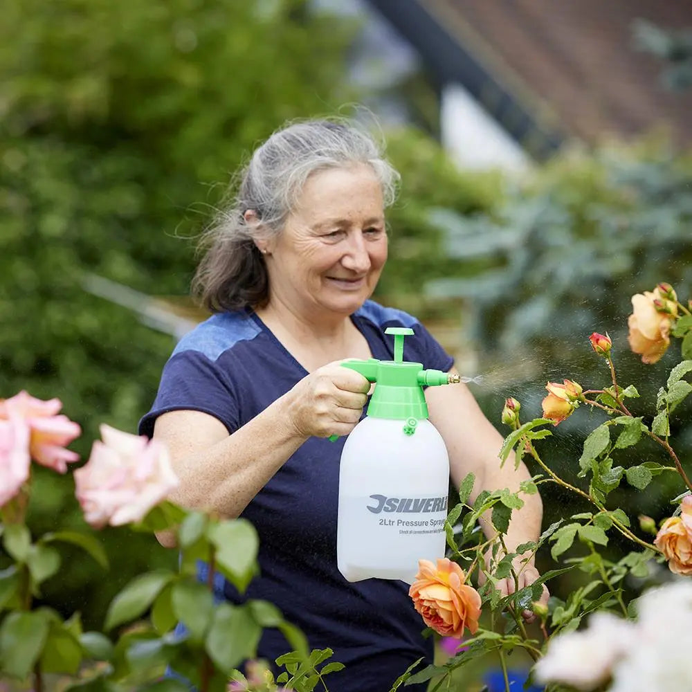 Silverline Pressure Sprayer 2Ltr 282441  White Rose Tools