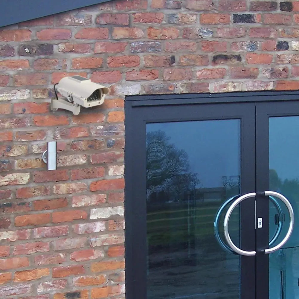Silverline Solar-Powered Dummy CCTV Camera with LED 614458  White Rose Tools