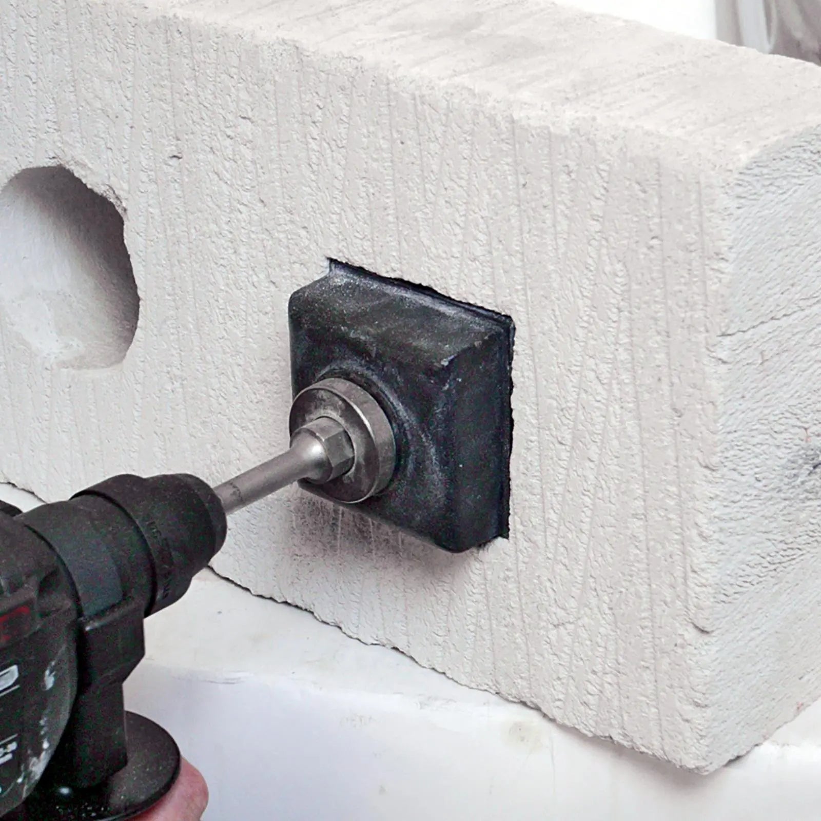 Silverline Square Single Plug Socket Box Cutter 77 x 77mm Masonry Back Box 