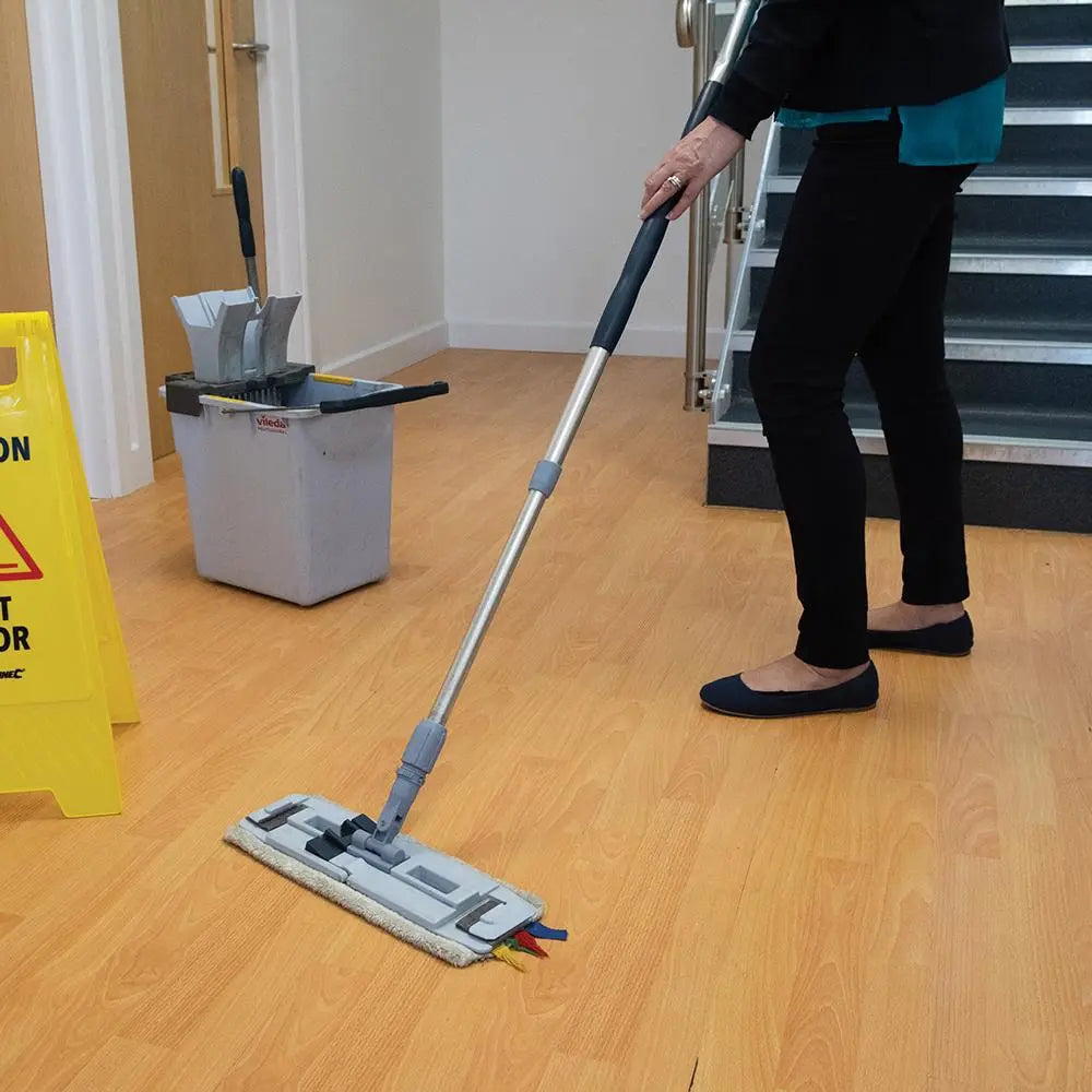 Silverline 'A' Frame Caution Wet Floor Sign 295 x 610mm English 883504  White Rose Tools
