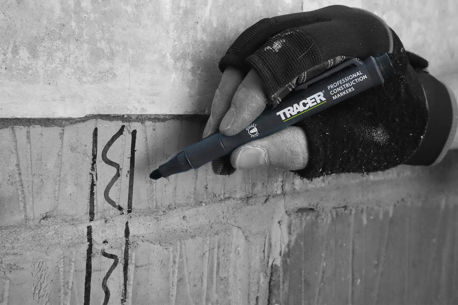TRACER Clog Free Permanent Marker Kit 3 Piece Pack (Black Blue Red) comes with Site Holsters 