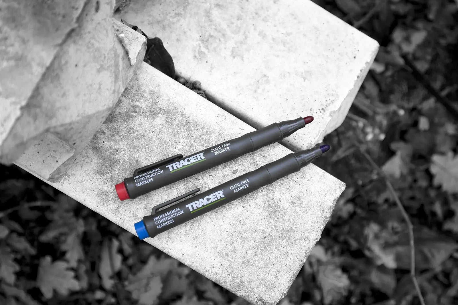 TRACER Clog Free Permanent Marker Kit 3 Piece Pack (Black Blue Red) comes with Site Holsters 