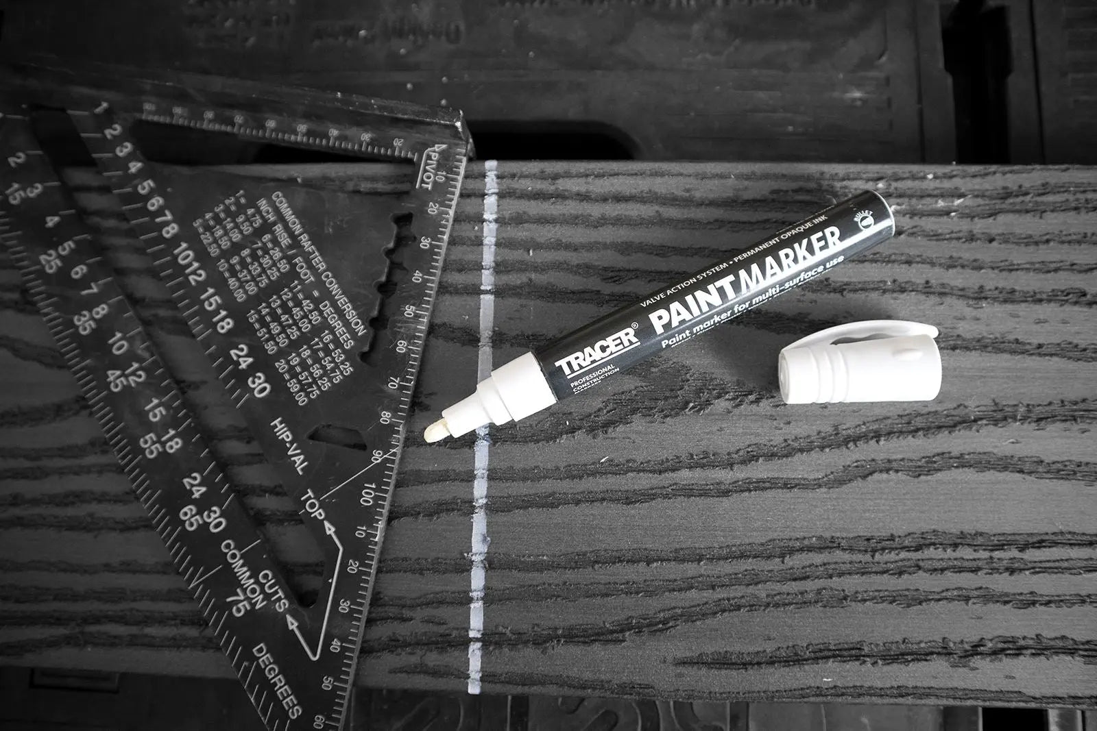 TRACER Paint Marker White 1-3mm Bullet Point 