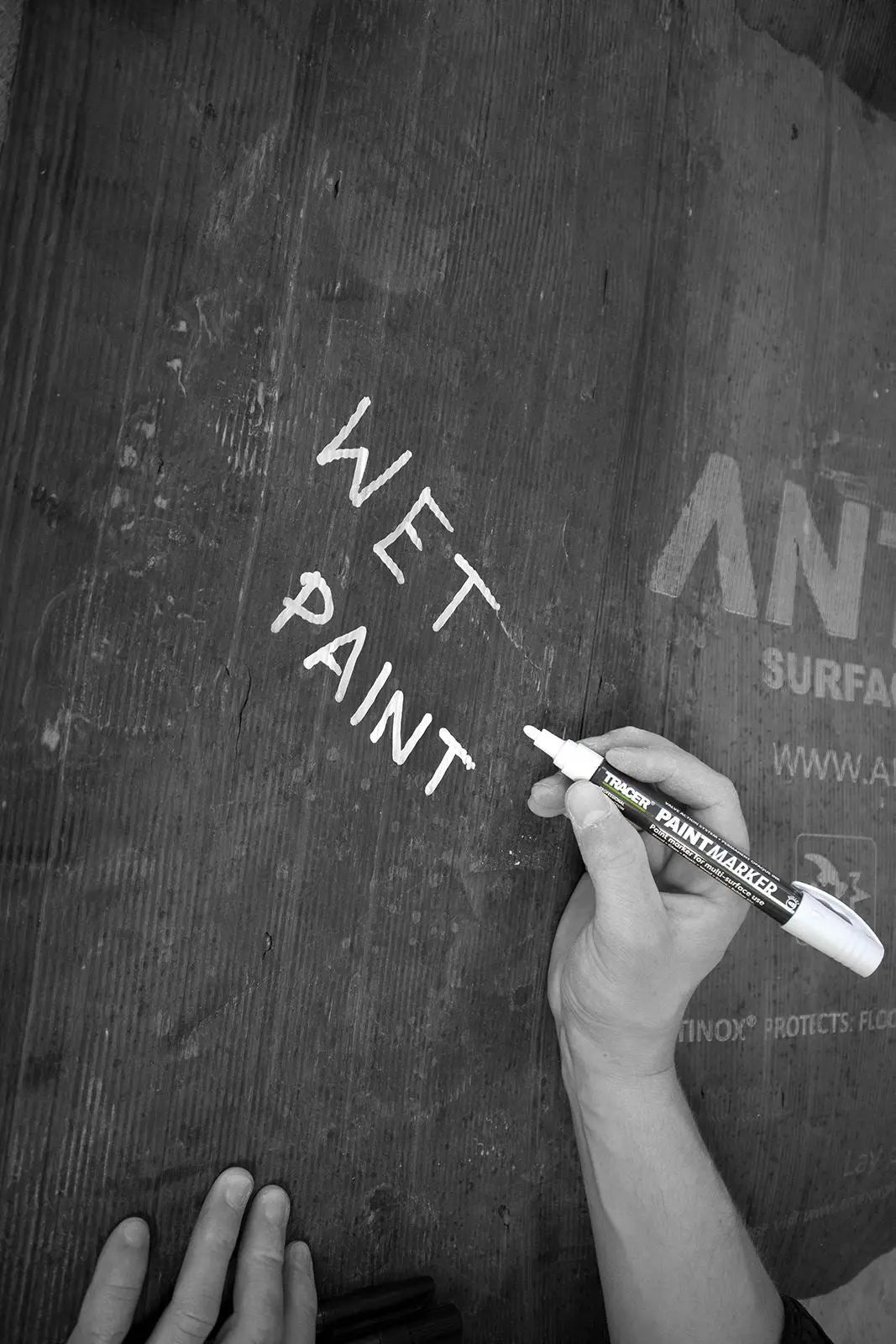 TRACER Paint Marker White 1-3mm Bullet Point 