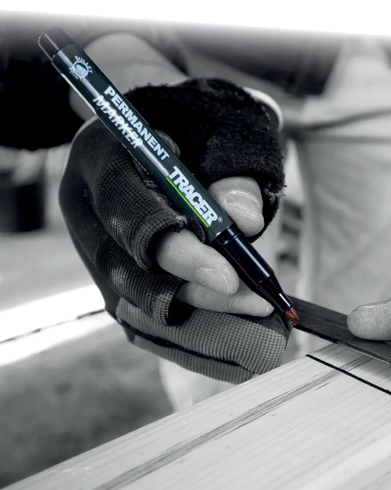 TRACER Permanent Marker Pen Black 1-2mm Fine Bullet Point 