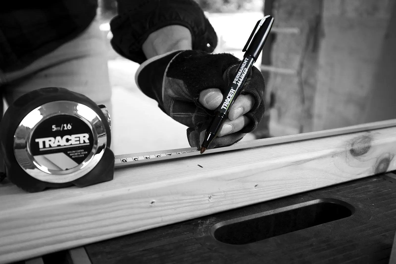 TRACER Permanent Marker Pen Black 1-2mm Fine Bullet Point 