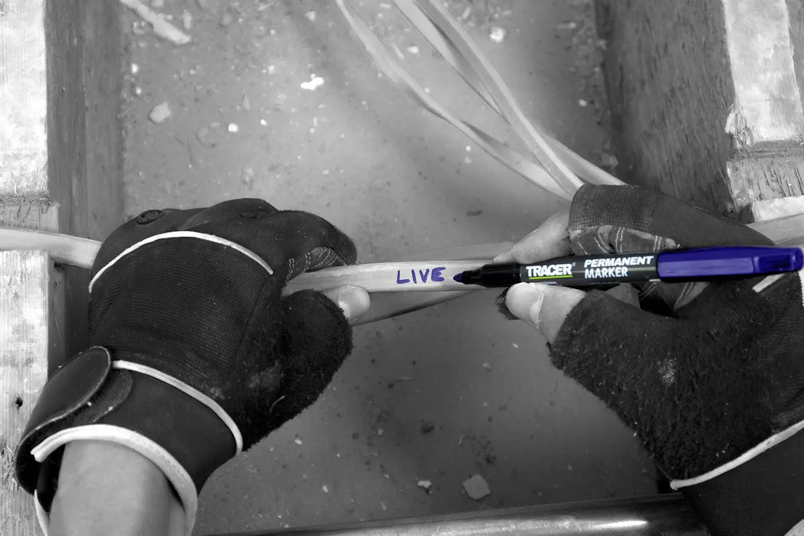 TRACER Permanent Marker Pen Blue 1-2mm Fine Bullet Point 