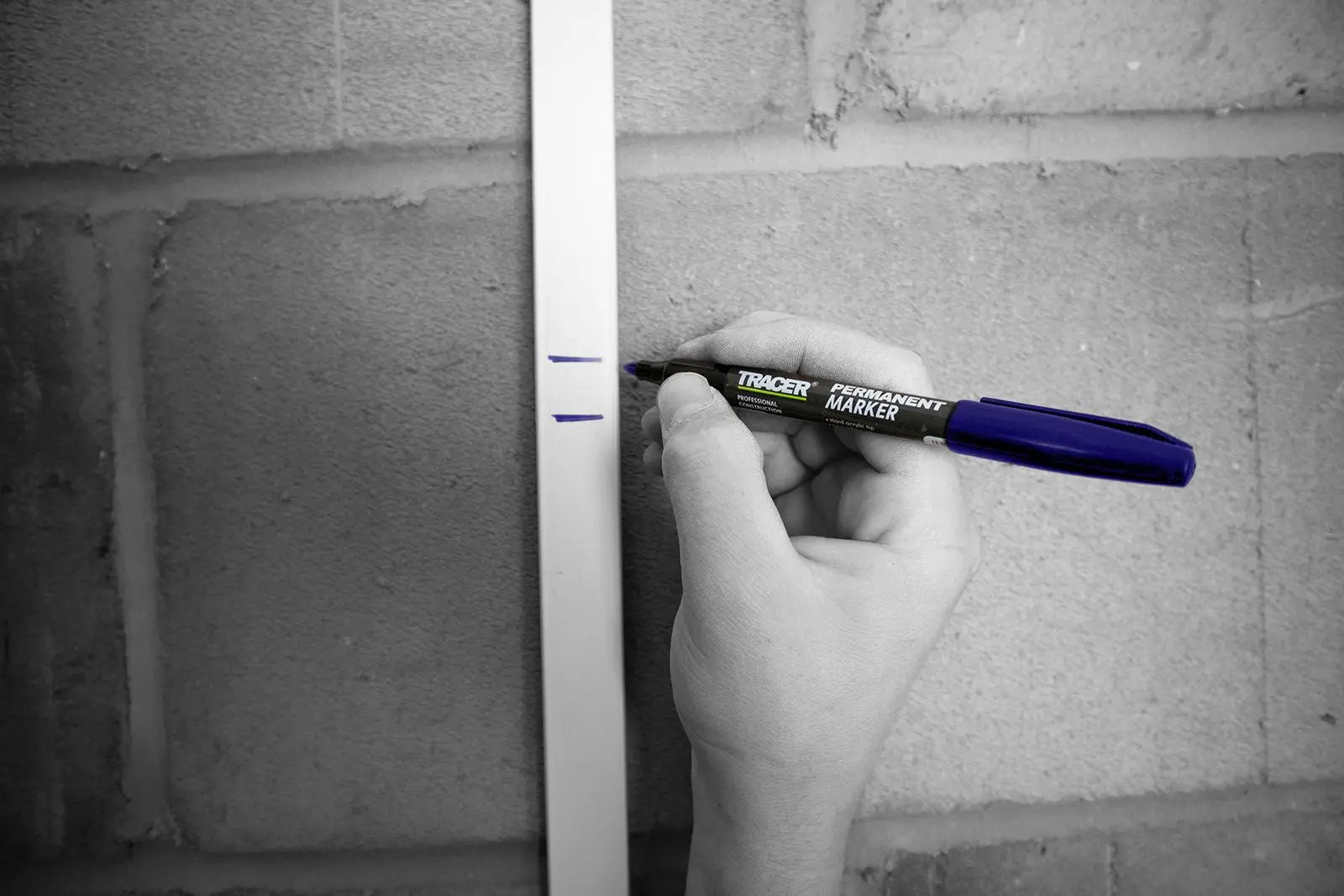 TRACER Permanent Marker Pen Blue 1-2mm Fine Bullet Point 