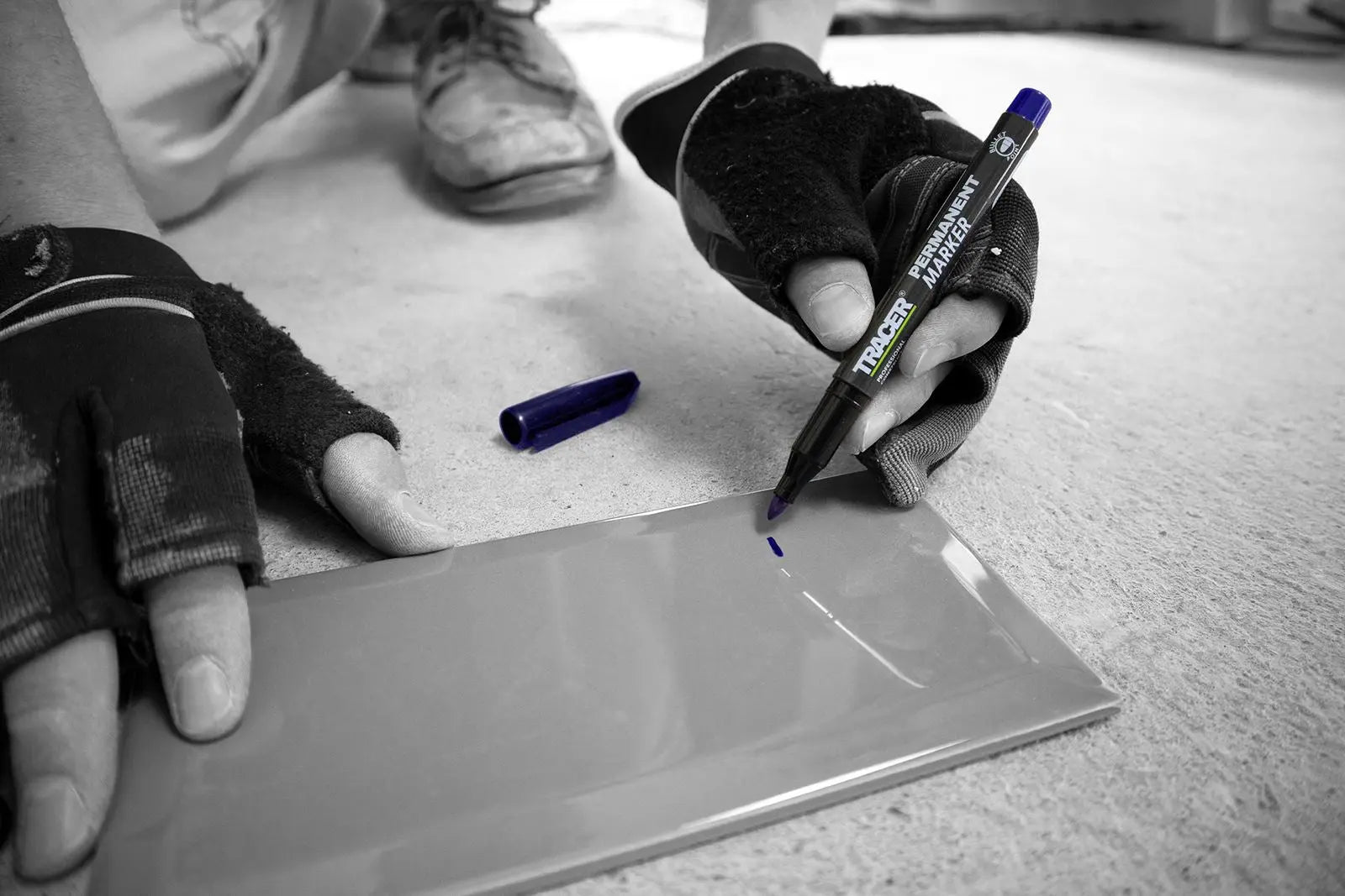 TRACER Permanent Marker Pen Blue 1-2mm Fine Bullet Point 