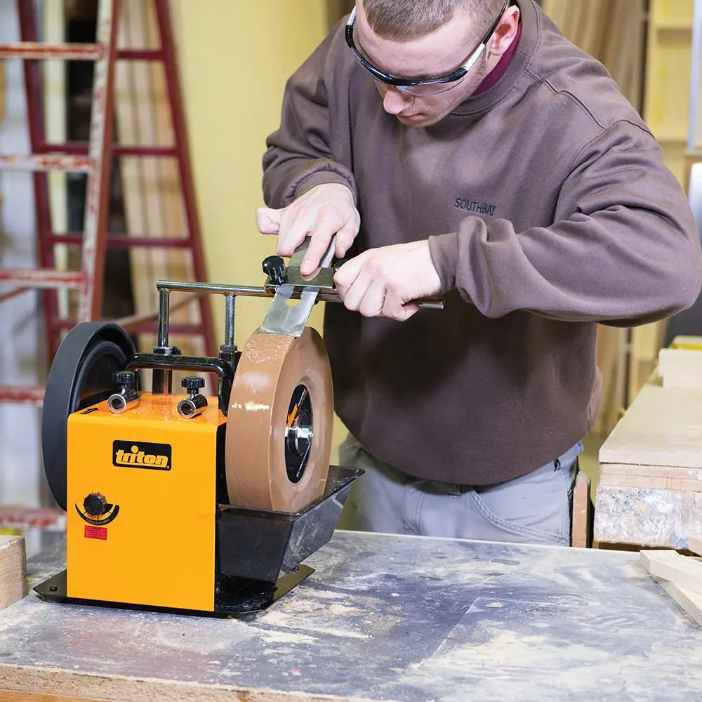 Triton 120W Whetstone Sharpener TWSS10 949257  White Rose Tools