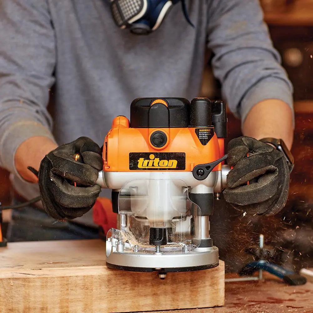 Triton 1400W Dual Mode Precision Plunge Router MOF001 330085  White Rose Tools