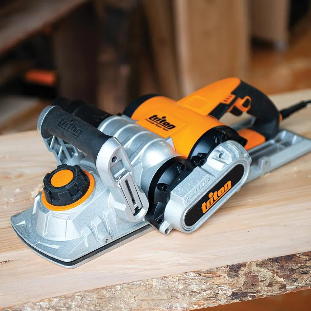 Triton 1800W Triple Blade Planer 180mm TPL180B 982168  White Rose Tools