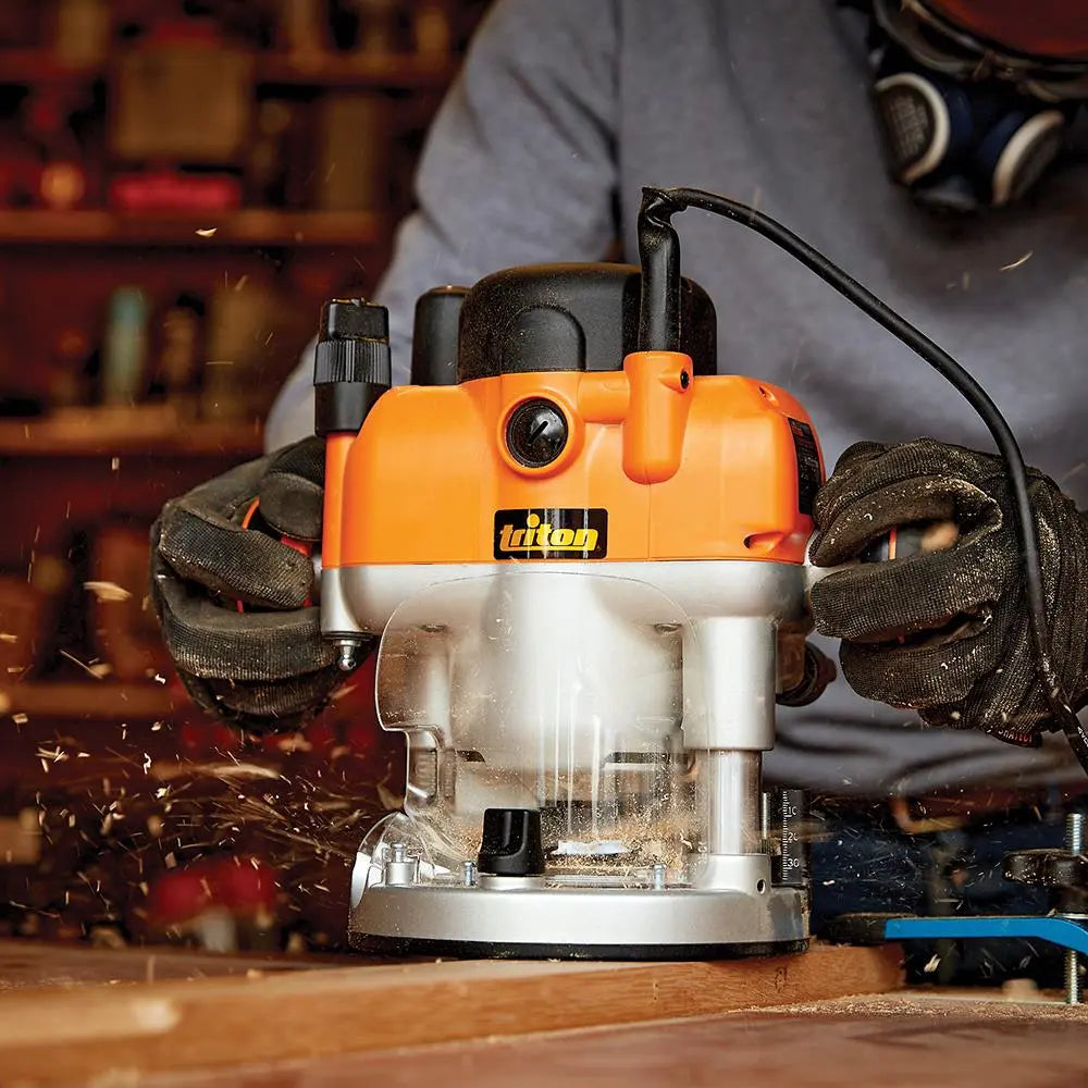 Tra002 Router Triton 2400W Dual Mode Precision Plunge Router TRA001 330165 - White